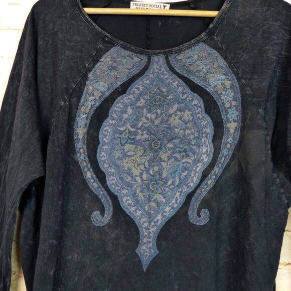 Project Social T Shirt Women S Relaxed Black Paisley Long Sleeve USA Boho Rock - Picture 5 of 11